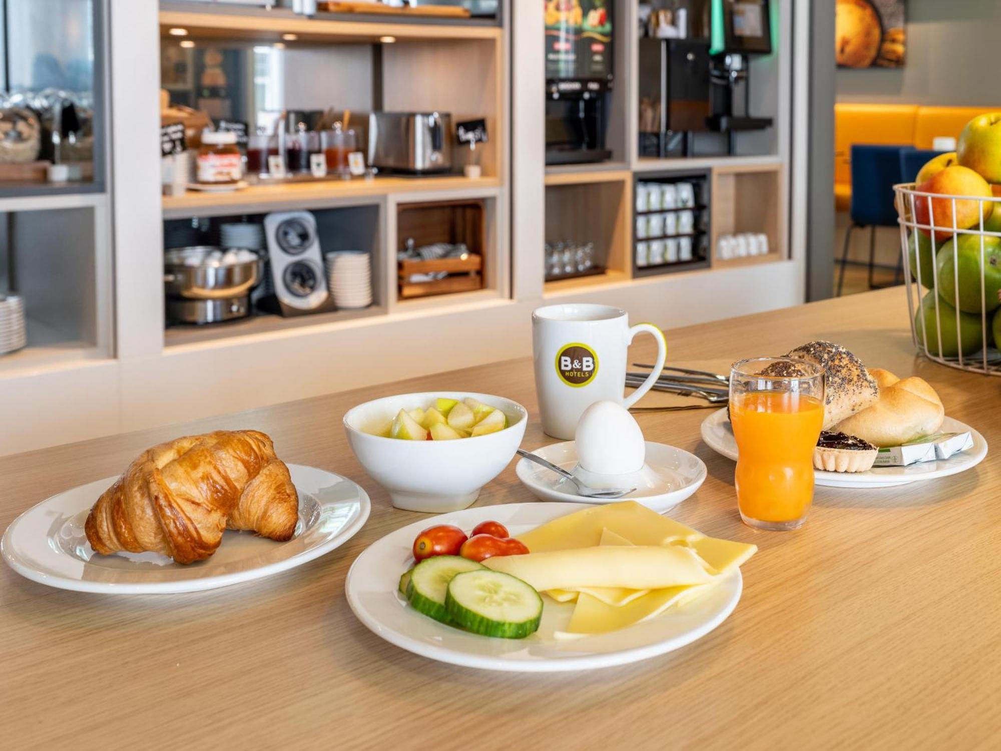 B&B Hotel Stuttgart-Zuffenhausen Eksteriør bilde
