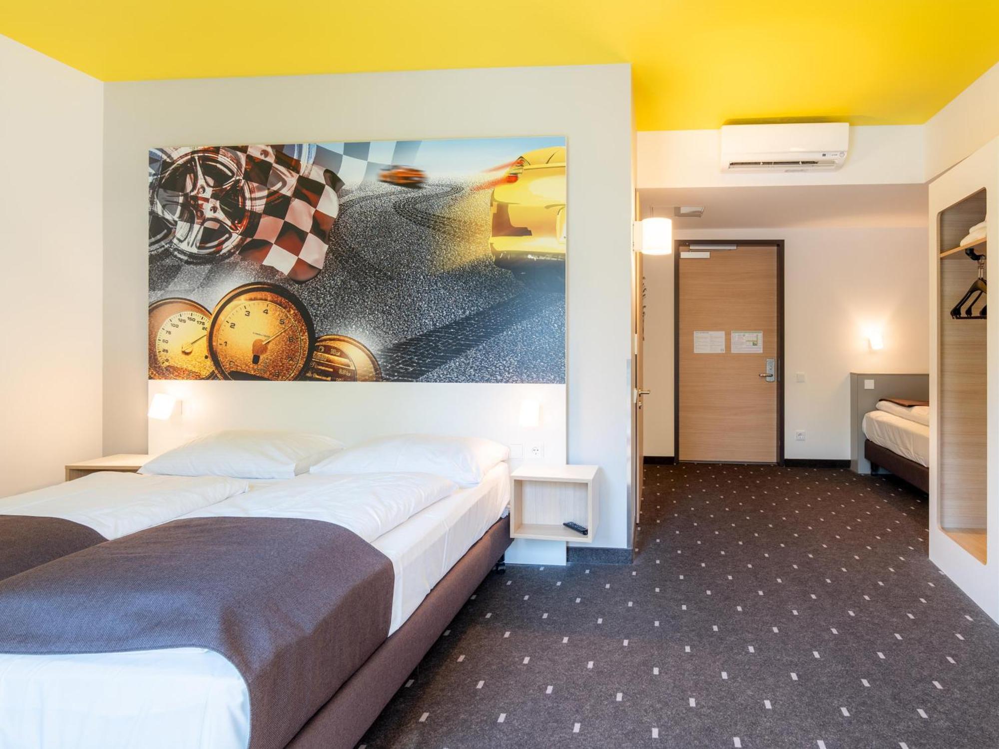 B&B Hotel Stuttgart-Zuffenhausen Eksteriør bilde